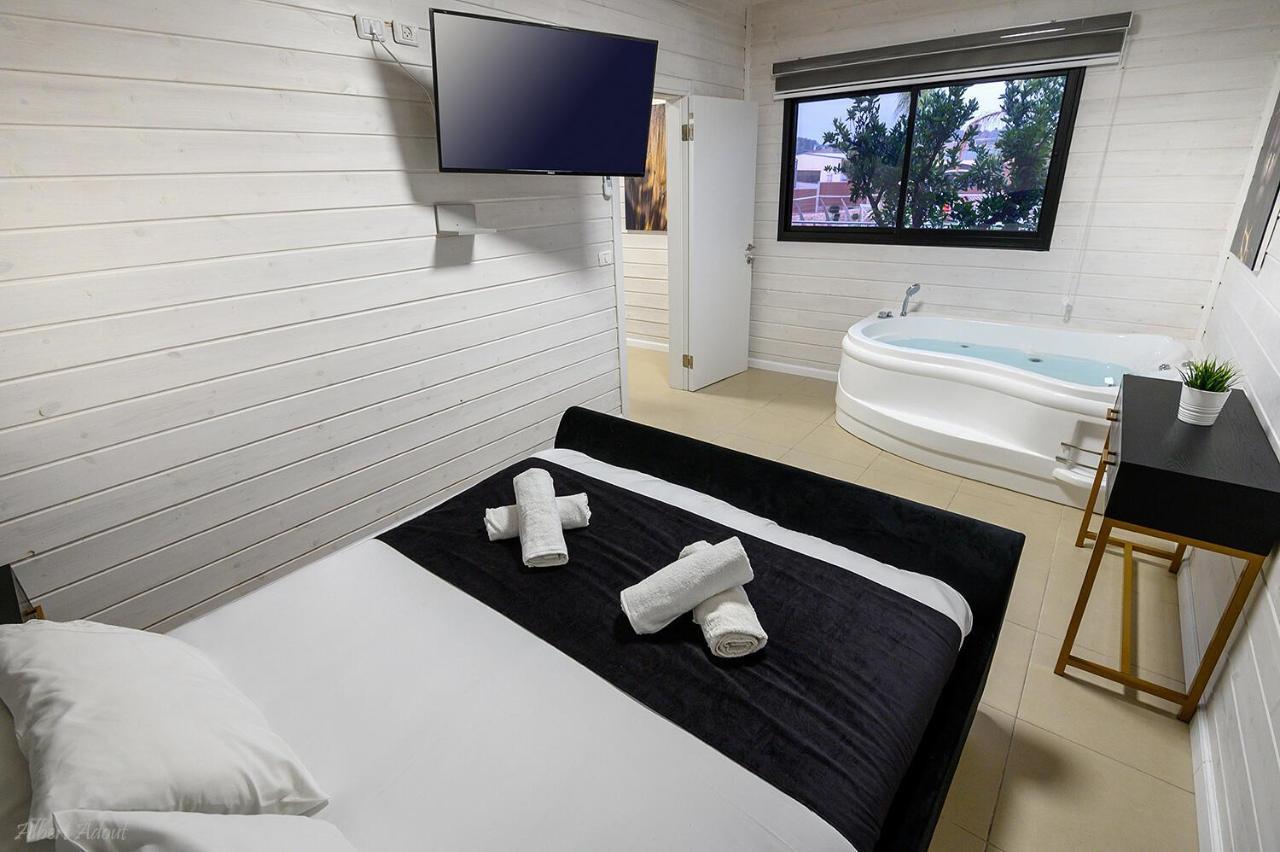 Hotel אוטופיה בצפון - מתחם אירוח מפואר Shahar Exterior foto