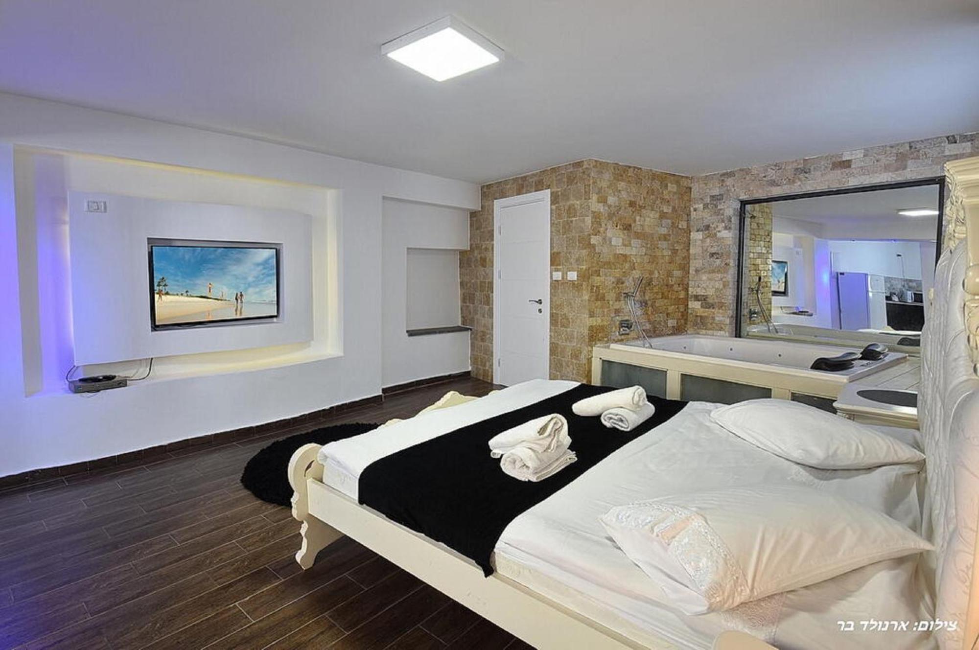 Hotel אוטופיה בצפון - מתחם אירוח מפואר Shahar Exterior foto